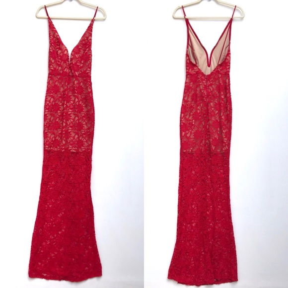 Windsor Dresses & Skirts - Windsor Lace Evening Gown Open Back Maxi Dress M